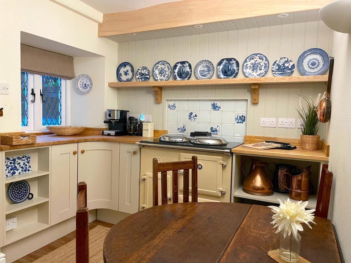 Charming Cottage In The Heart Of Sherborneシャーボーン エクステリア 写真