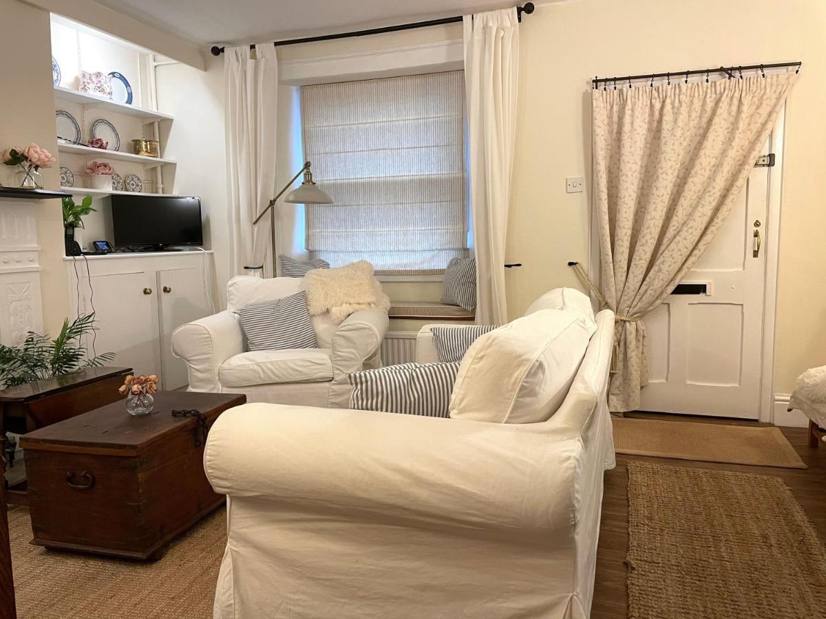 Charming Cottage In The Heart Of Sherborneシャーボーン エクステリア 写真